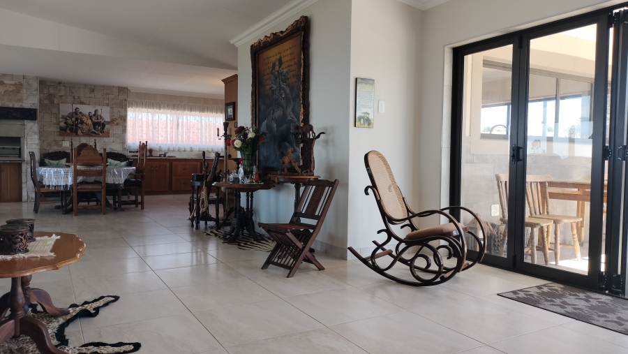 3 Bedroom Property for Sale in Grootbrakhoogte Western Cape